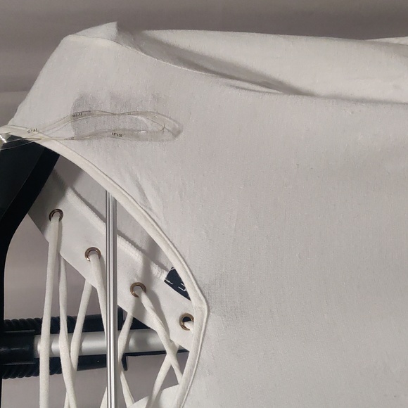 EUC - white blouse - Picture 4 of 6